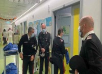 Carabinieri in corsia al Policlinico Gemelli Carabinieri in corsia al Policlinico Gemelli