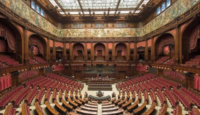 Voto all'estero: la riforma indebolisce il legame tra eletti e territori?